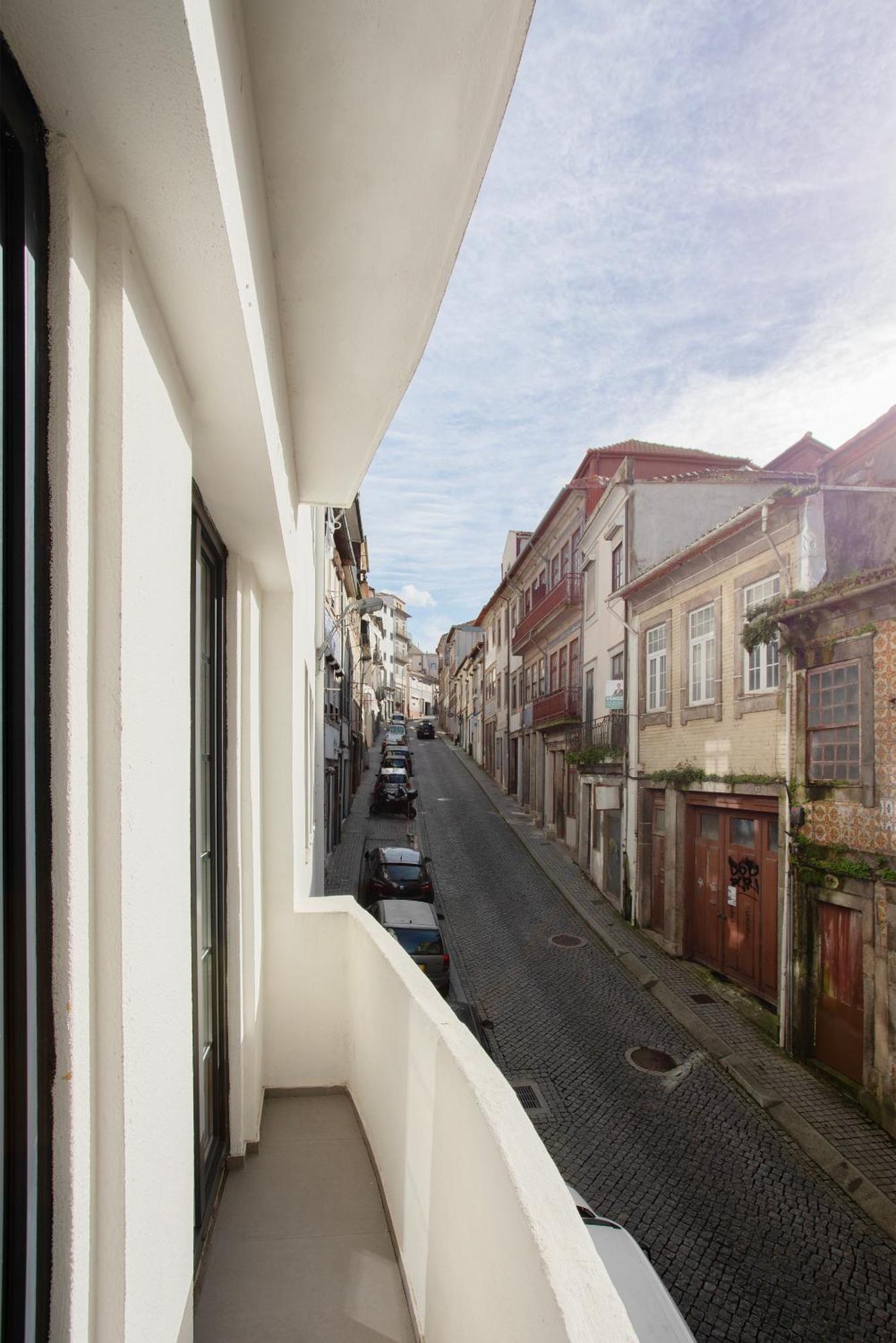 Liiiving In Gaia - Casa Da Vinha Apartments Вила-Нова-ди-Гая Экстерьер фото